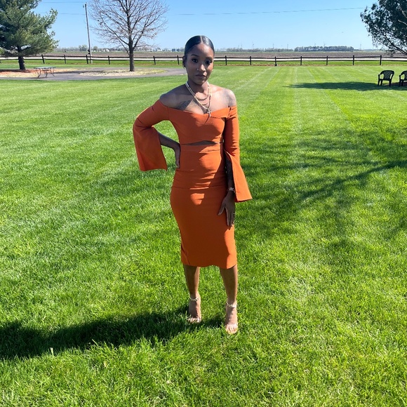 Orang Bandage dress - Picture 1 of 2